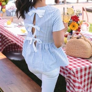 NWOT Seersucker peplum with bows